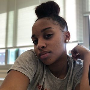 Meet your Posher, Kiely